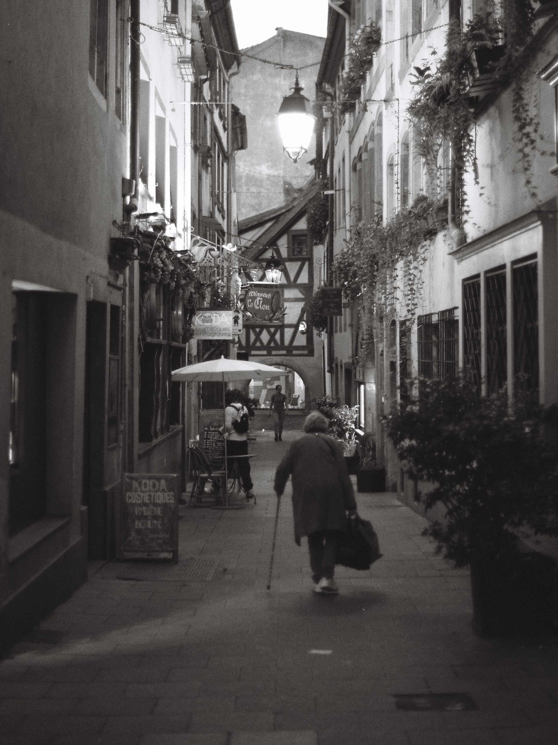 Prints_from_cozy_corners_an_alley_in_strasbourg